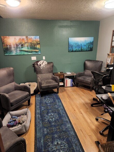 More Photos Of 10150 NW Glencoe Rd, North Plains Medical For Lease