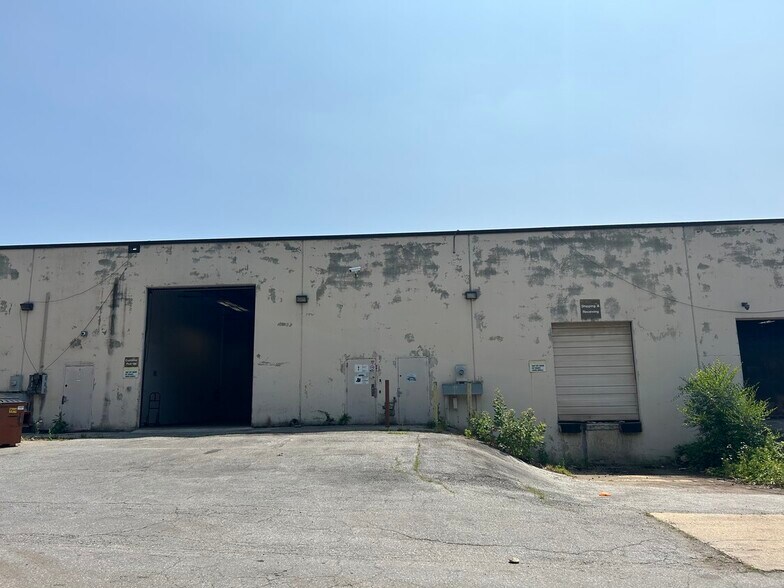 More Photos Of 3101-3117 Hubbard Rd, Landover Warehouse For Sale