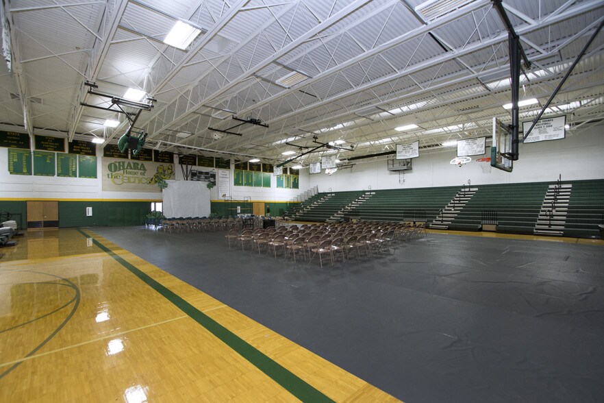 More Photos Of 9001 James A Reed Rd, Kansas City Schools For Sale