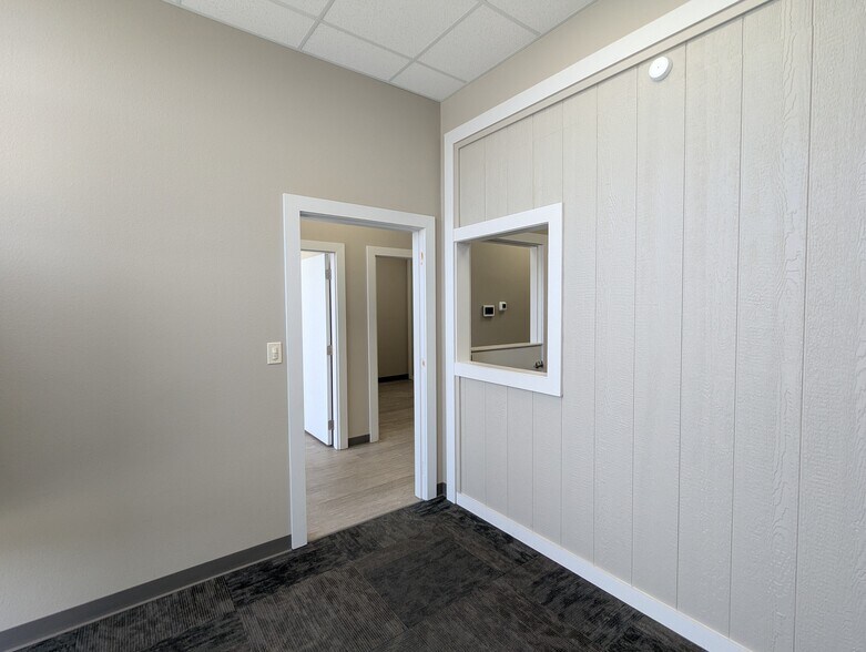 More Photos Of 6115 Muela Creek Dr, Beaumont Office For Lease