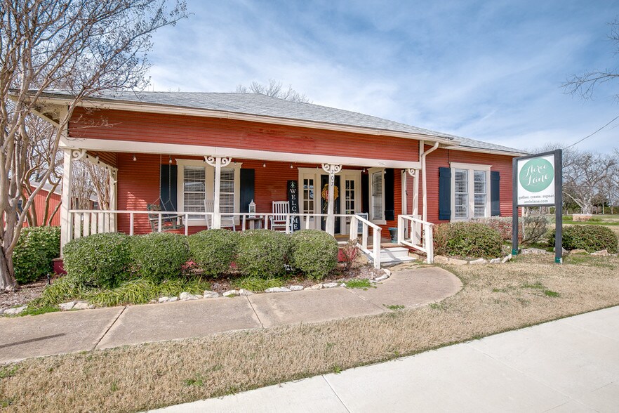 More Photos Of 207 Laurence Dr, Heath Office For Lease