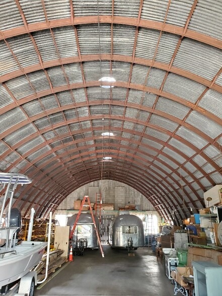 More Photos Of 3205 N Florida Ave, Tampa Warehouse For Sale