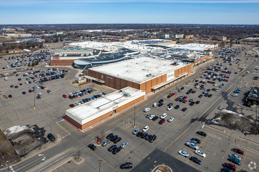 More Photos Of 4101 W Division St, Saint Cloud Coworking Space