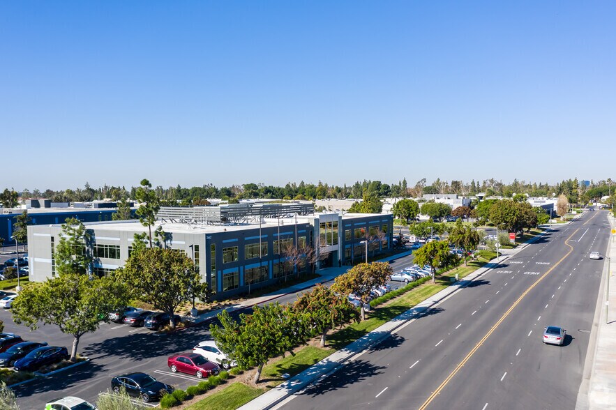 More Photos Of 2642 Michelle Dr, Tustin Office For Lease