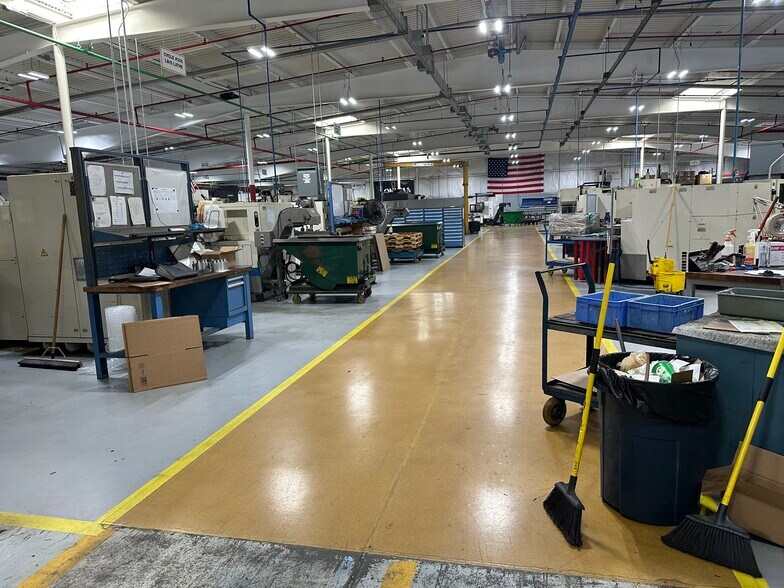 More Photos Of 1000 Auburn Dr, Auburn Warehouse For Sale