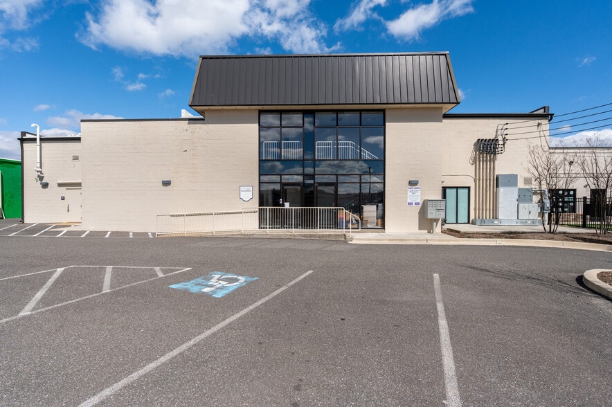 More Photos Of 1919 West St, Annapolis Office For Lease