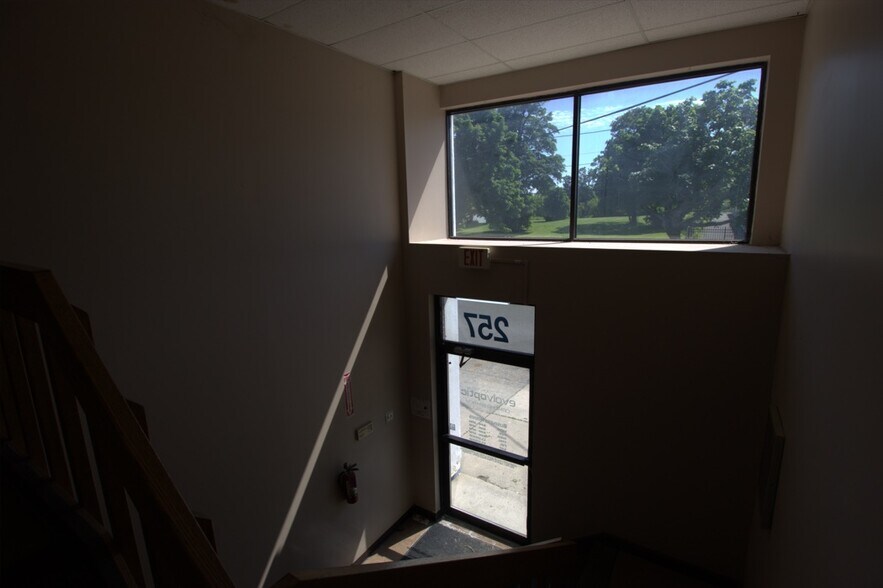 More Photos Of 235-257 Ormond St, Rochester Manufacturing For Sale