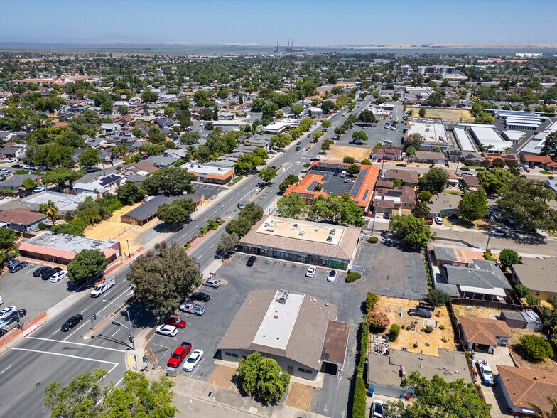 More Photos Of 4011 Railroad Ave, Pittsburg Medical For Sale