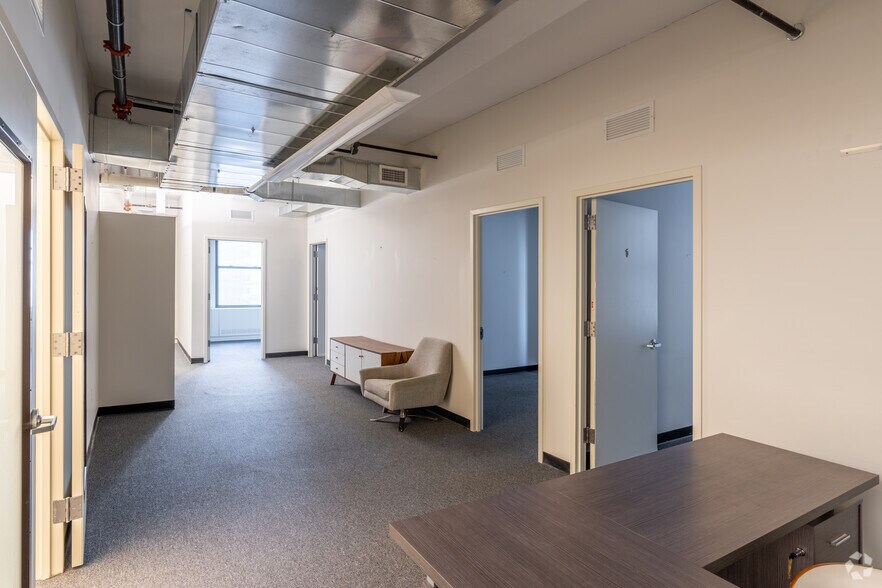More Photos Of 225 Broadway, New York Office For Lease