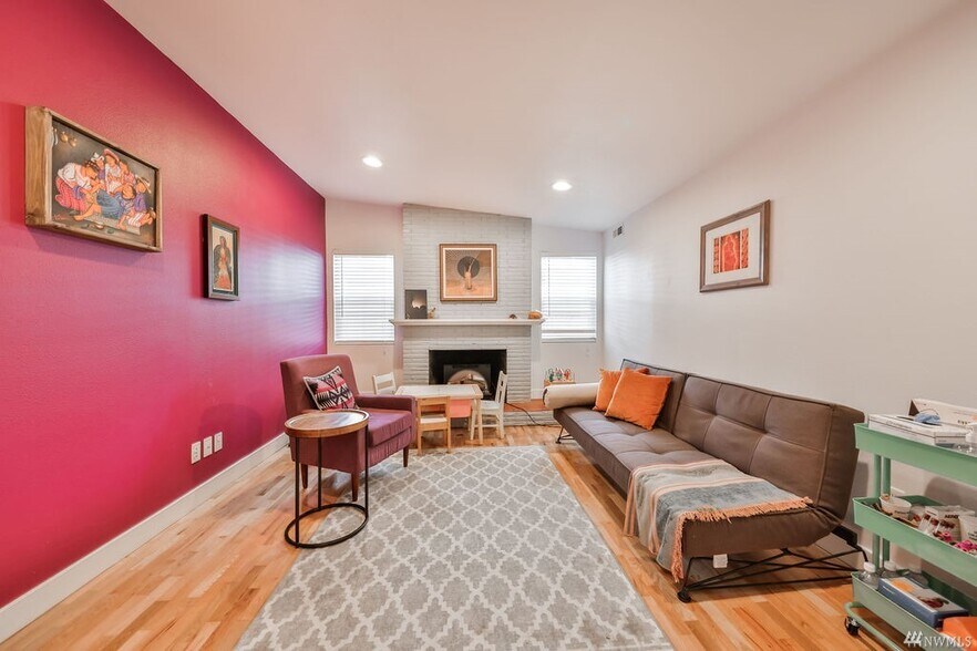 More Photos Of 4008 S Pine St, Tacoma Office Residential For Sale