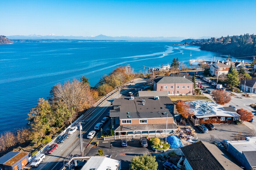 More Photos Of 105 1st St, Langley Storefront Retail Residential For Sale