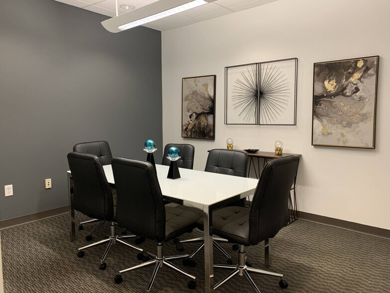 More Photos Of 1 E Market St, York Office For Sale