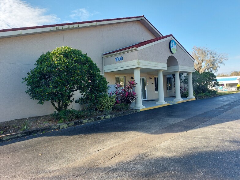 More Photos Of 1000 Executive Dr, Oviedo Medical For Lease