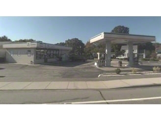 Primary Photo Of 215 Willett Ave, Riverside Service Station For Sale