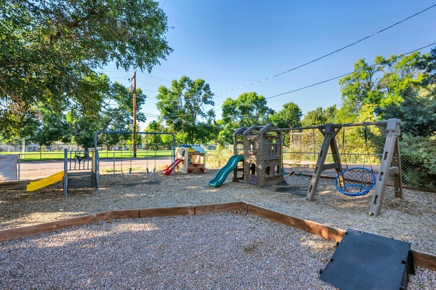 More Photos Of 505 Del Rey Ave, Canon City Schools For Sale