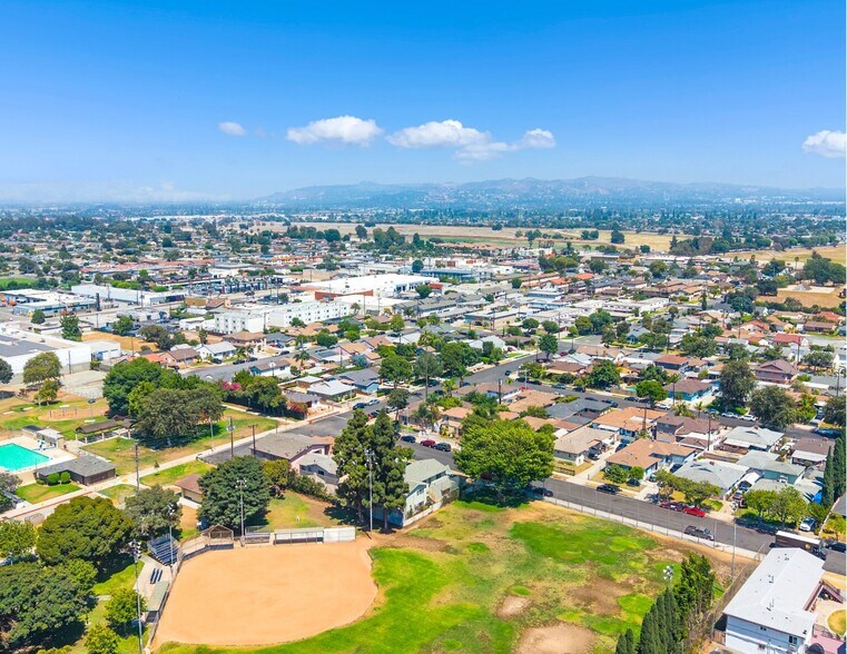 More Photos Of 1109 S Spruce St, Montebello Apartments For Sale