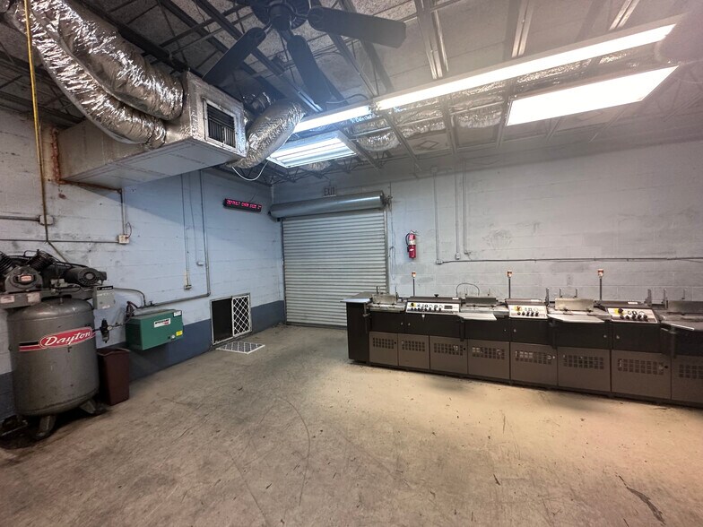 More Photos Of 525 Avenue V St, Bogalusa Office For Sale