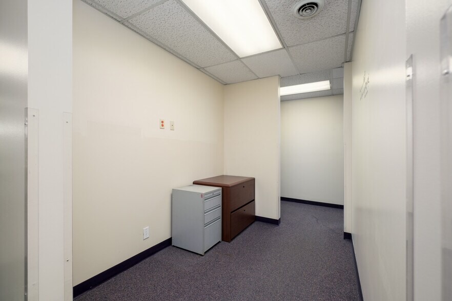 More Photos Of 87 Olive St, Gallipolis Medical For Sale