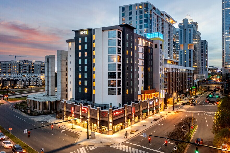 Primary Photo Of 610 S Caldwell St, Charlotte Hotel For Lease