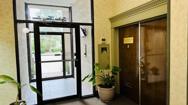 More Photos Of 1527 Franklin Ave, Mineola Office For Lease