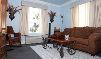 More Photos Of 108 Royal Palm Ave, Clewiston Hotel For Sale