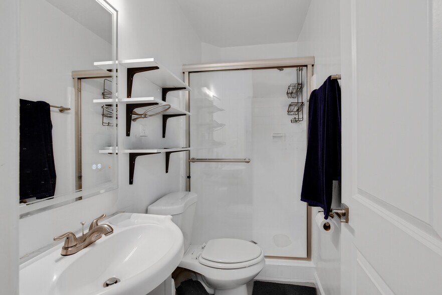 More Photos Of 1936-1938 S Corning St, Los Angeles Apartments For Sale