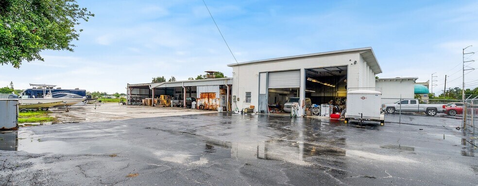 More Photos Of 4475 28th St N, Saint Petersburg Industrial For Sale