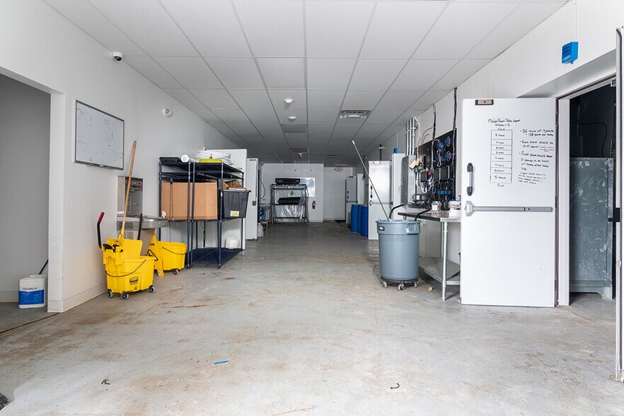 More Photos Of 49 Mechanic St, Hope Valley Manufacturing For Sale