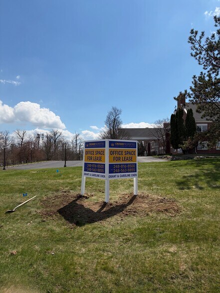 More Photos Of 3300 University Dr, Auburn Hills Office For Lease