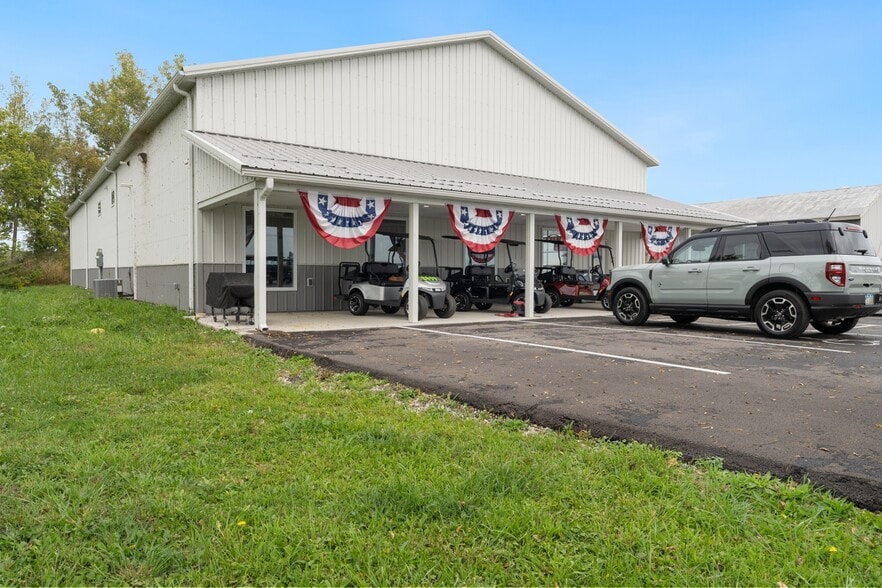 More Photos Of 2667 East Harbor Rd, Port Clinton Freestanding For Sale