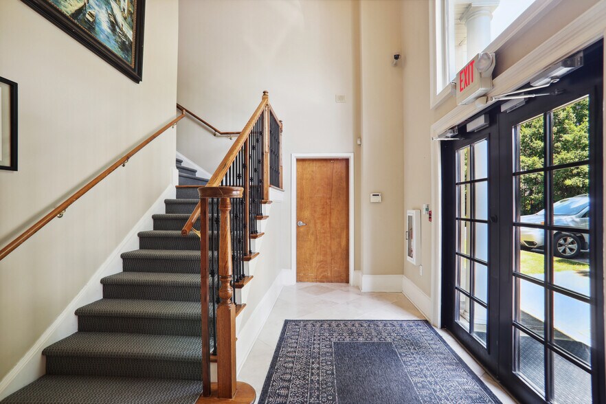 More Photos Of 11380 Southbridge Pky, Alpharetta Office For Lease