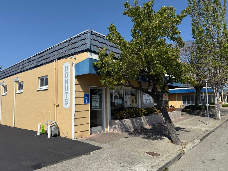 More Photos Of 630 Tennessee St, Vallejo Freestanding For Sale