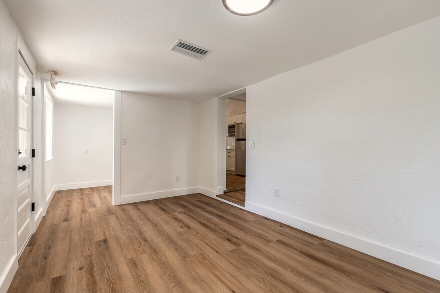 More Photos Of 306 Washington St, New Smyrna Beach Medical For Sale