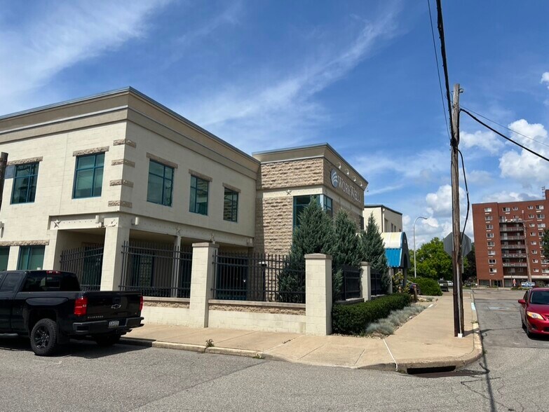 More Photos Of 112 Third Ave, Carnegie Office For Sale