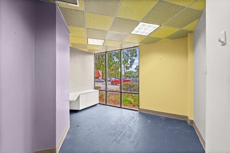 More Photos Of 128 E Granada Blvd, Ormond Beach Medical For Sale