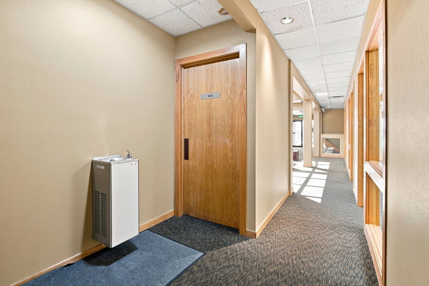 More Photos Of 4836 S College Ave, Fort Collins Office For Lease