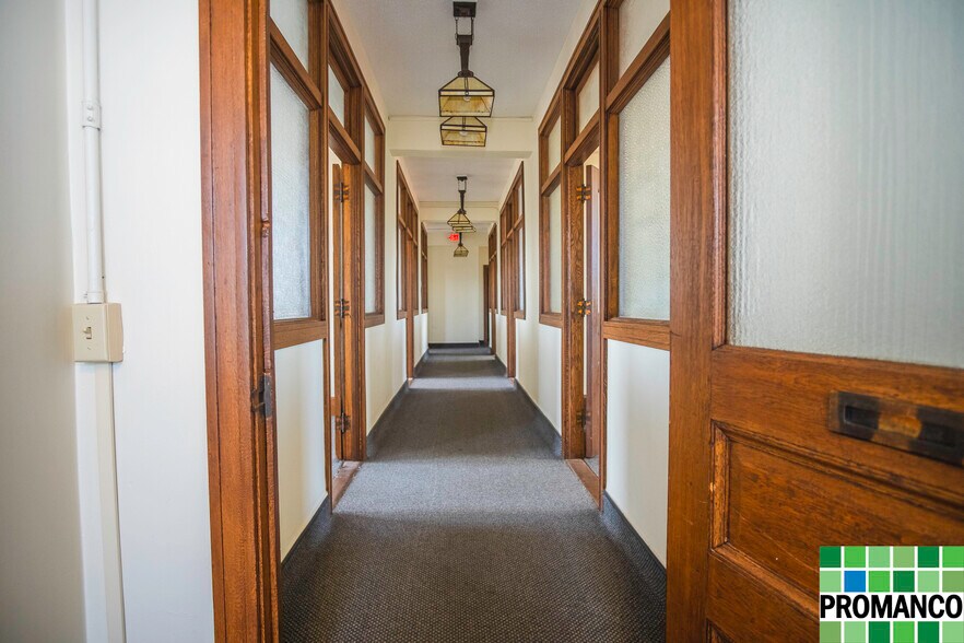 More Photos Of 200 Putnam St, Marietta Office Residential For Lease