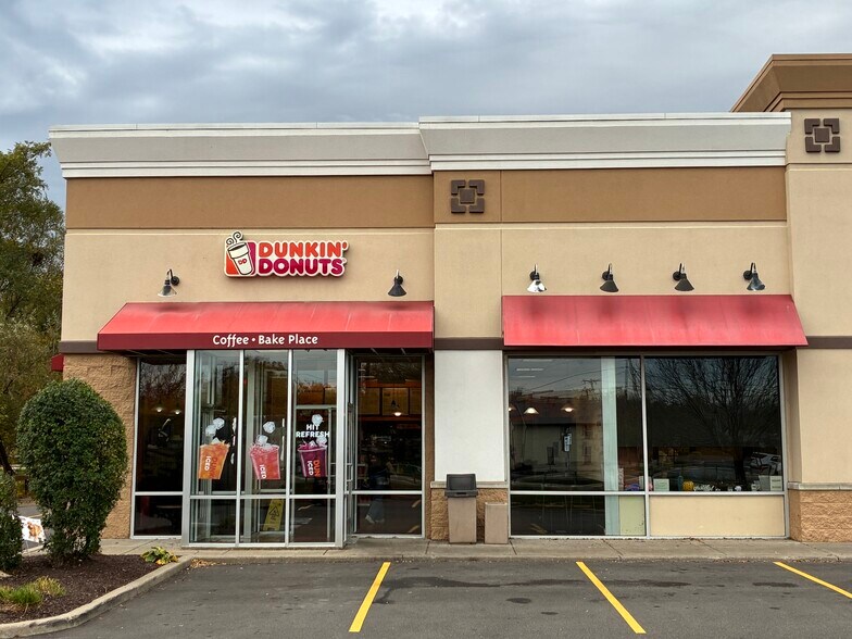 More Photos Of 6250-6280 Furnace Rd, Ontario Freestanding For Lease