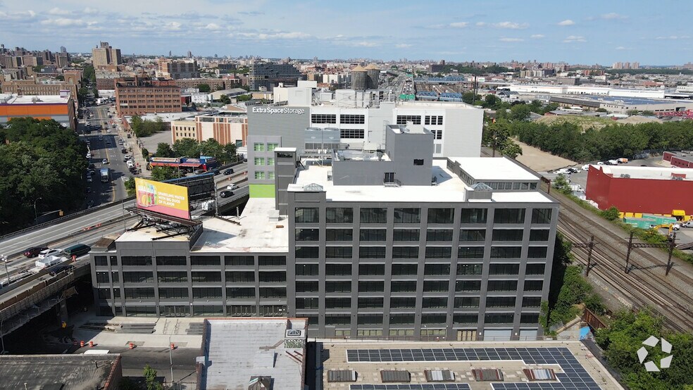 Primary Photo Of 322 Bruckner Blvd, Bronx Office For Lease