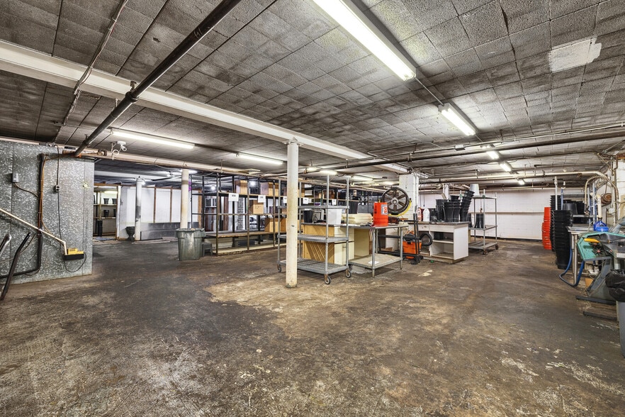 More Photos Of 122 Central Ave, Clark Storefront Retail Office For Sale