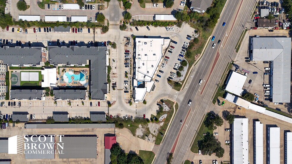 More Photos Of 500 Fort Worth Dr, Denton Storefront Retail Office For Lease