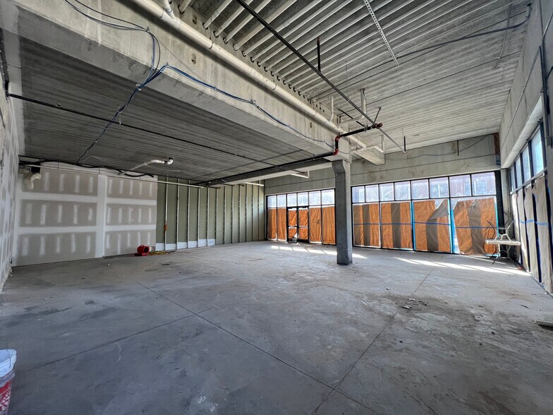 More Photos Of 5655 Pershing Ave, Saint Louis Apartments For Lease