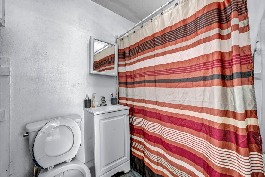 More Photos Of 2127 W 100th St, Cleveland Multifamily For Sale