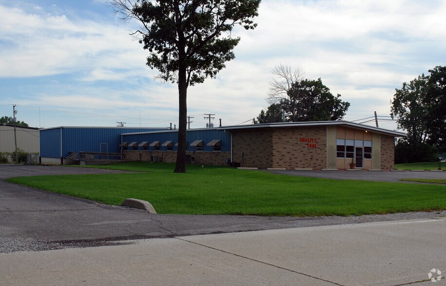 More Photos Of 1431 Production Rd, Fort Wayne Manufacturing For Sale