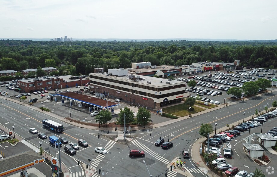 More Photos Of 342 N Main St, West Hartford Office For Lease