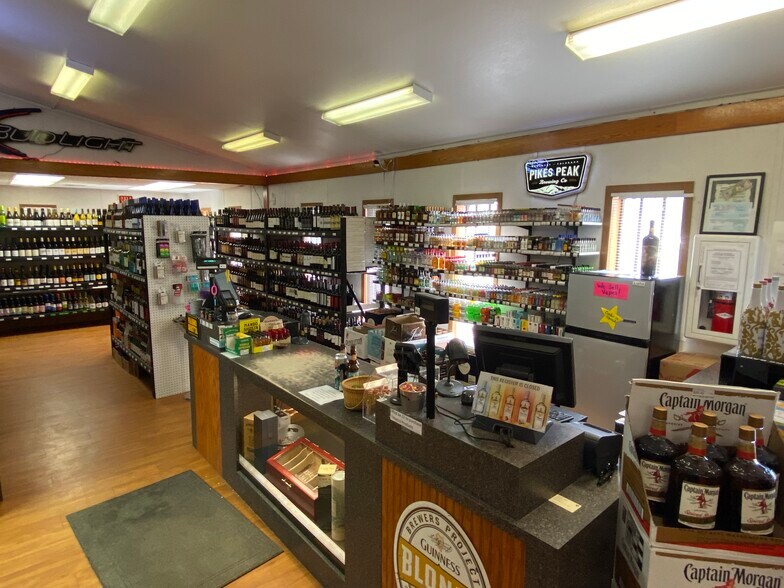 More Photos Of 1430 Cipriani Loop, Monument General Retail For Sale