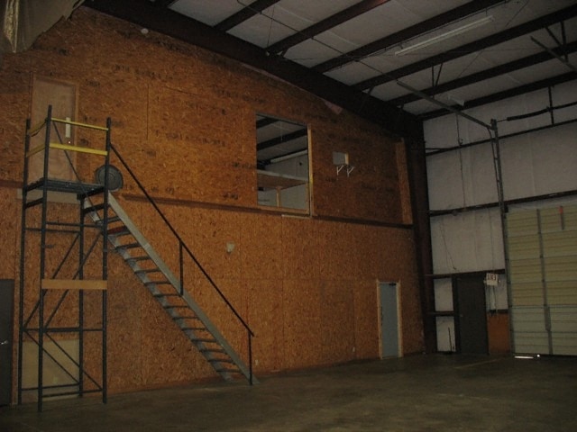 More Photos Of 4300 Business Park Ct, Lilburn Distribution For Lease