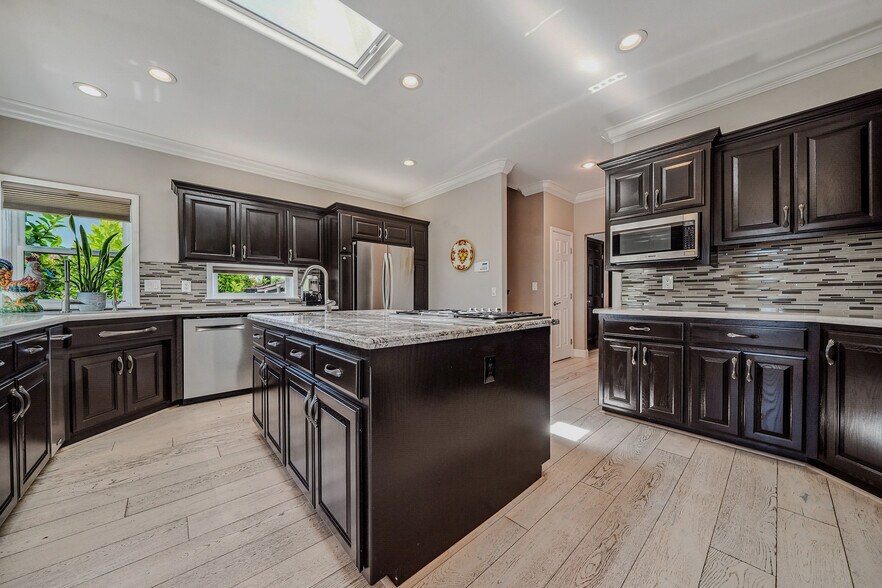 More Photos Of 10786 Shenandoah Rd, Plymouth Winery Vineyard For Sale