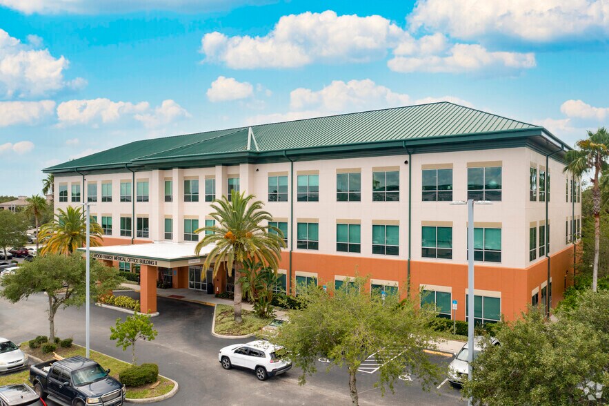 Primary Photo Of 6310 Health Park Way, Bradenton Medical For Sale