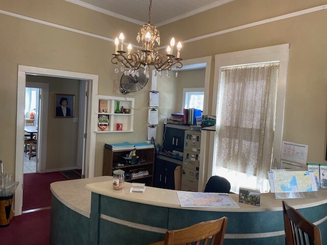 More Photos Of 610 N Spring St, Pensacola Office For Lease